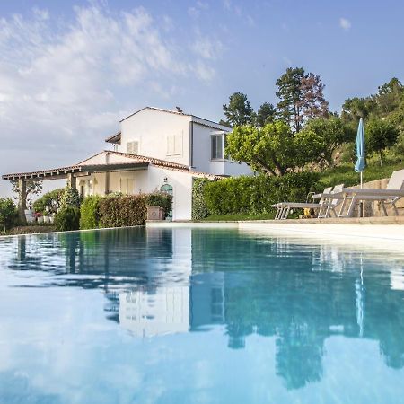 Villa Laura Capo dʼOrlando Exteriör bild