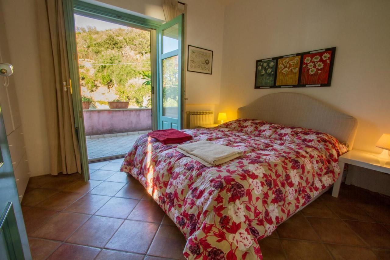 Villa Laura Capo dʼOrlando Exteriör bild